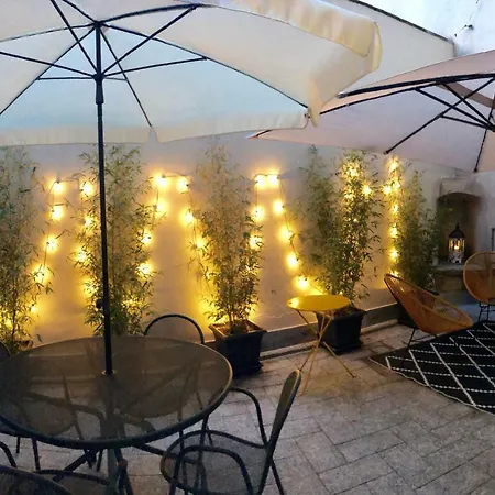 La Via Degli Artisti דירה *