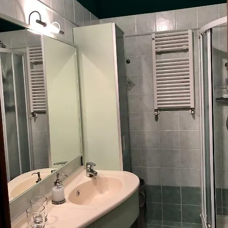 La Via Degli Artisti