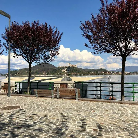 La Via Degli Artisti Apartment